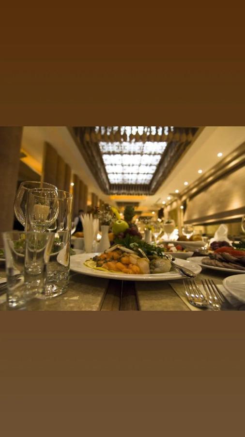 Grand Nur Plaza Hotel Aqtau Buitenkant foto
