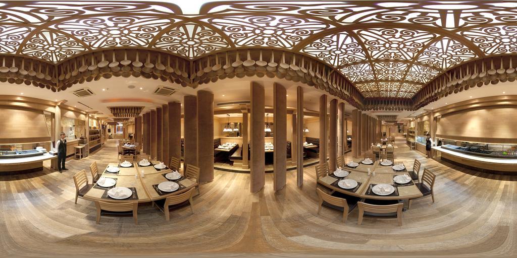 Grand Nur Plaza Hotel Aqtau Buitenkant foto