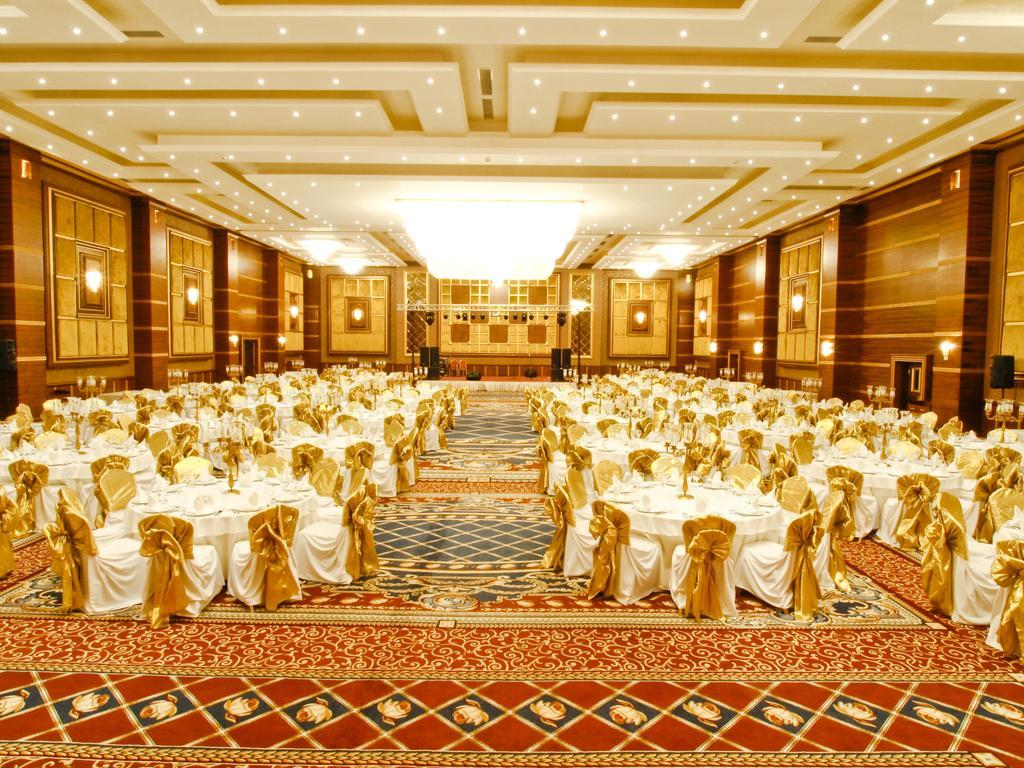 Grand Nur Plaza Hotel Aqtau Buitenkant foto