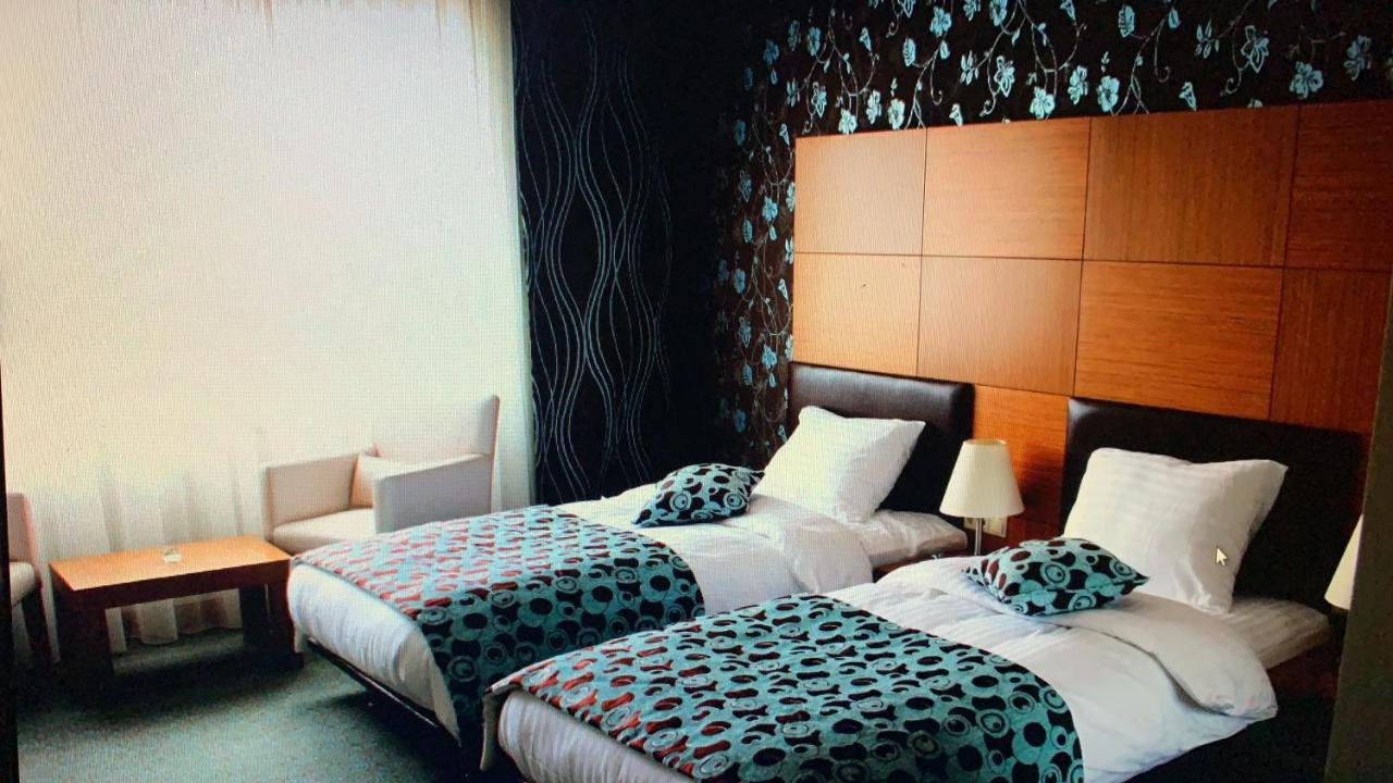 Grand Nur Plaza Hotel Aqtau Buitenkant foto